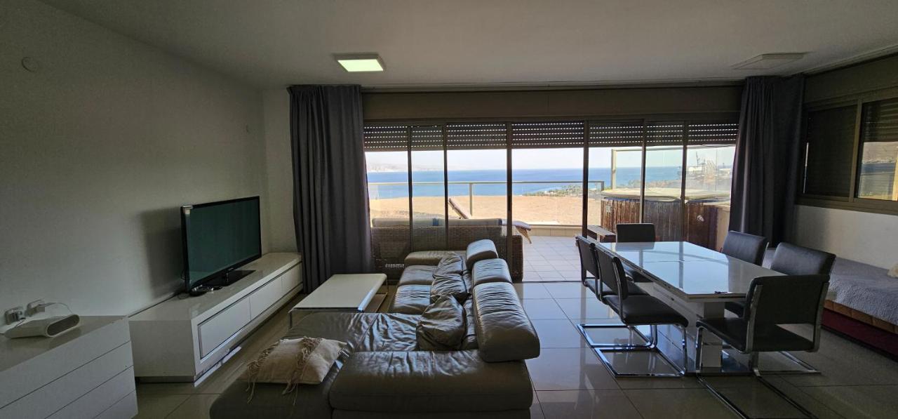 Top-Luxury Exclusive Аpt With Jacuzzi In Front Of The Sea Eilat Exterior foto