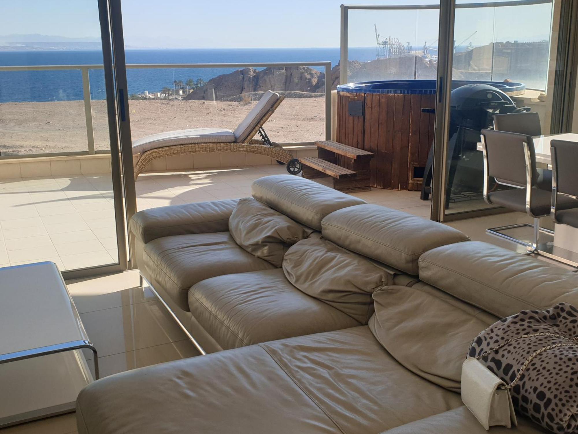 Top-Luxury Exclusive Аpt With Jacuzzi In Front Of The Sea Eilat Exterior foto